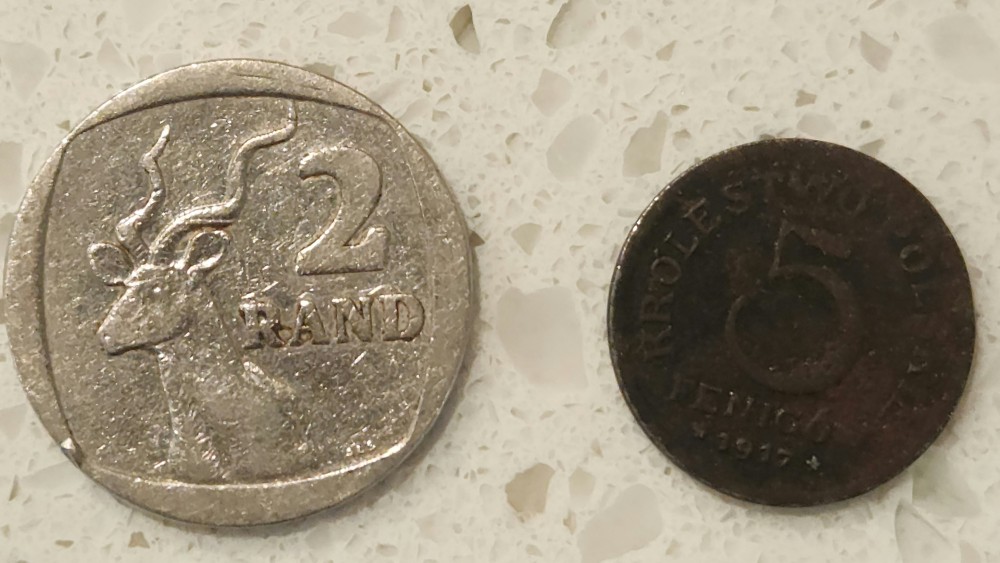 Coinstar-Finds!-Including-Bank-Counters-And-Other-Machines